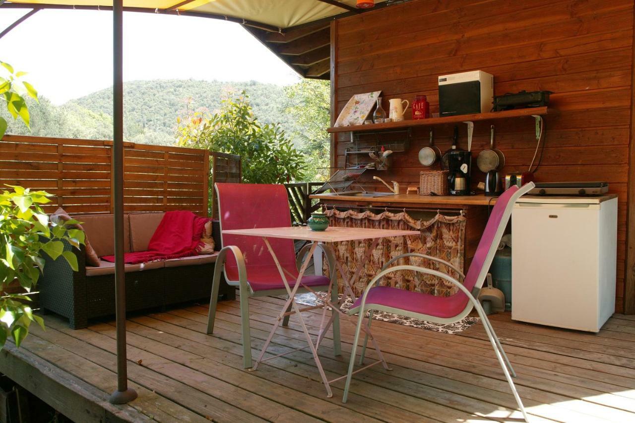 Вилла Le Refuge Des Pots Rouges Cros  Экстерьер фото