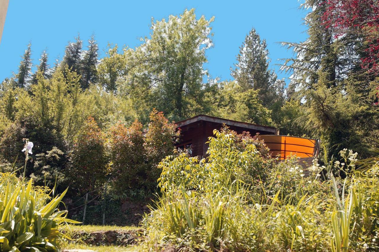 Вилла Le Refuge Des Pots Rouges Cros  Экстерьер фото