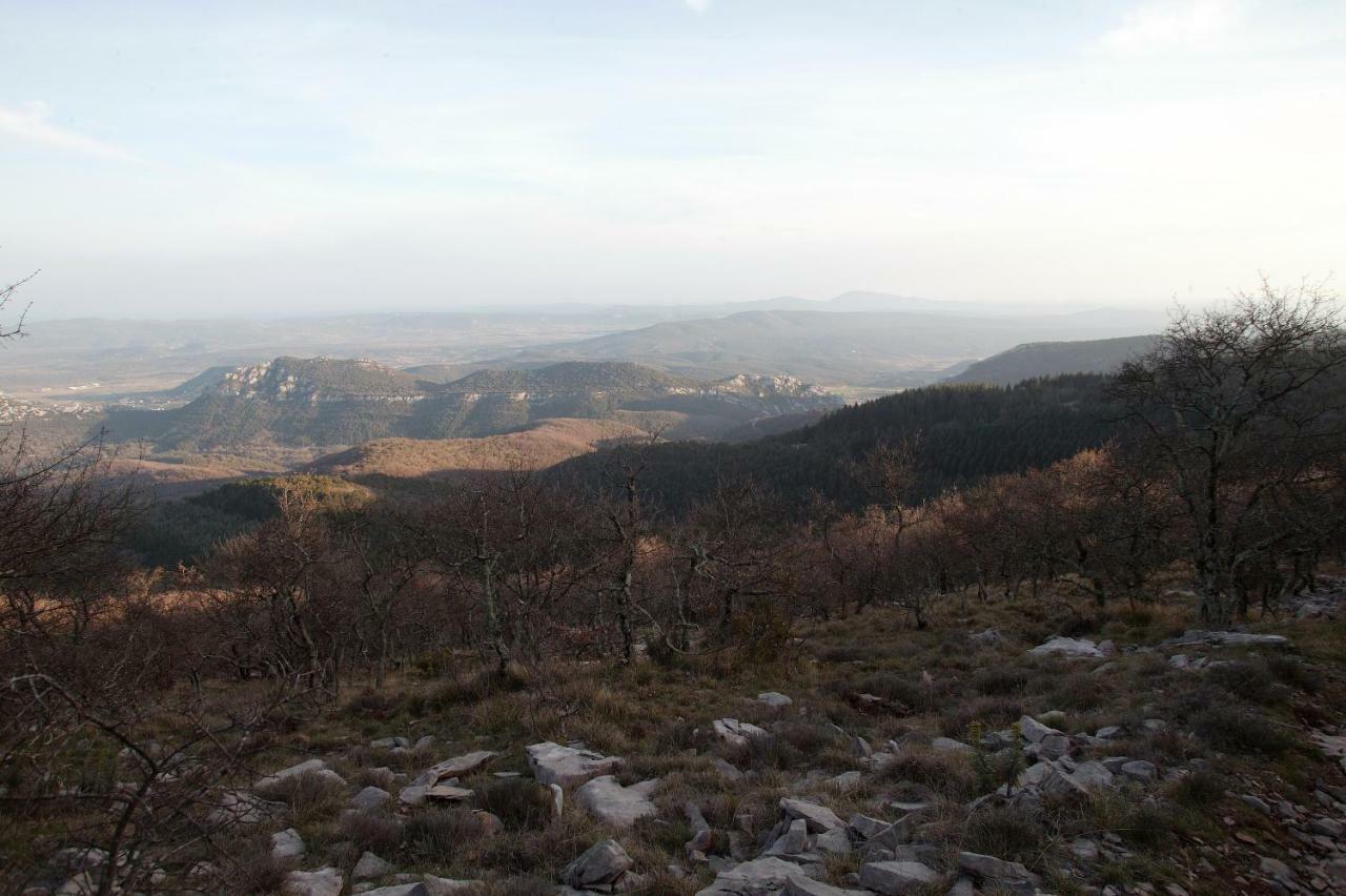 Вилла Le Refuge Des Pots Rouges Cros  Экстерьер фото